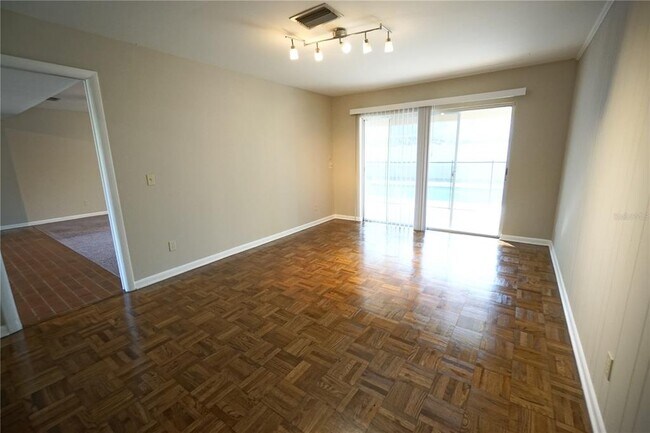 Building Photo - 10411 Butia Pl