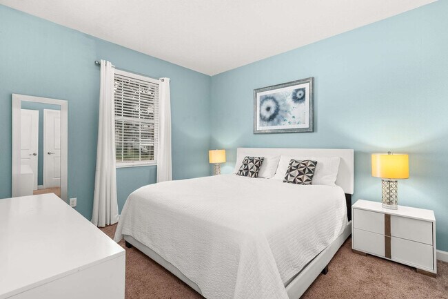 Building Photo - 1521 Flange Dr