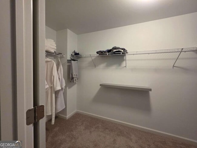 Building Photo - 5531 Garens Way