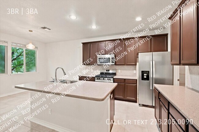 Building Photo - 4110 Woodbridge Way