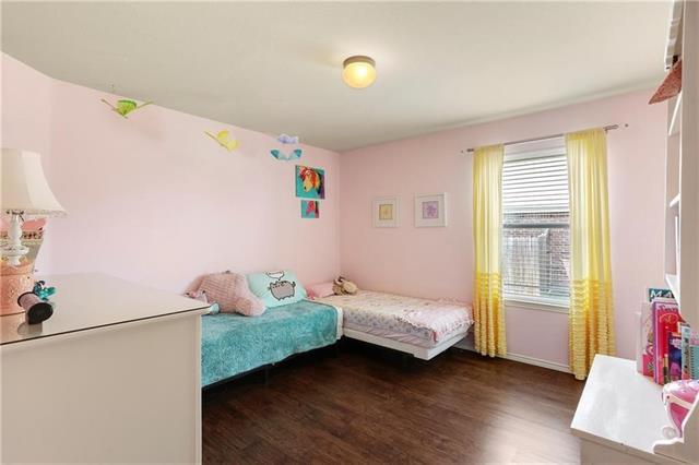 Building Photo - 807 Windflower Dr