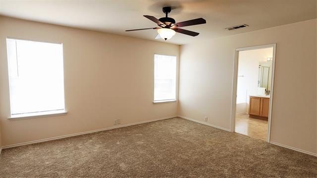 Building Photo - 3003 Elderberry Dr