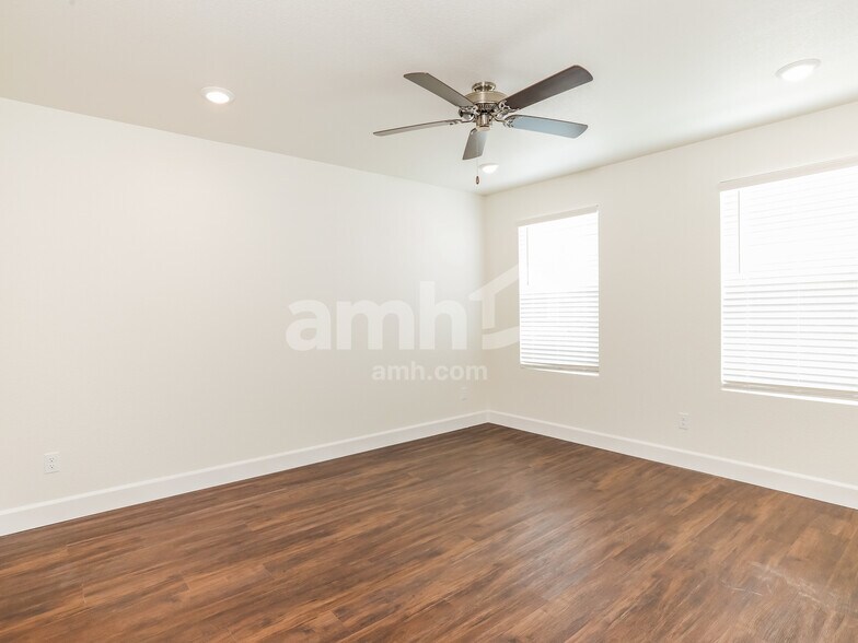 Building Photo - 6508 Enlightenment Dr