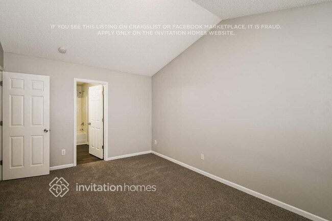 Building Photo - 7122 Lowen Rd