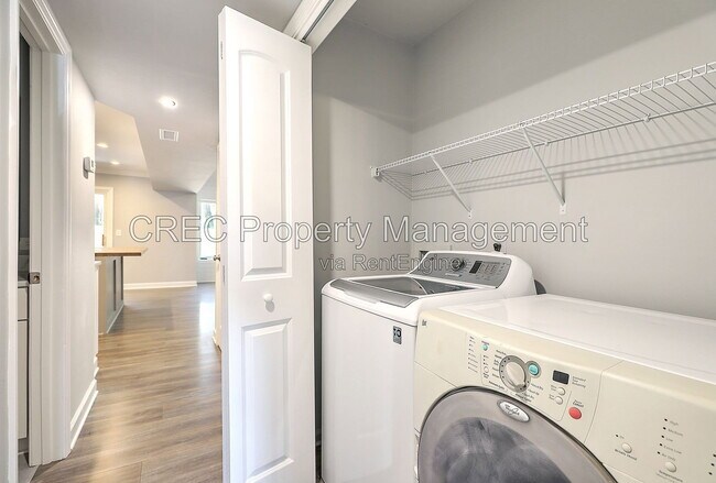 Building Photo - 7 Rudwick Cir