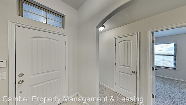 Building Photo - 4 br, 2 bath House - 2225 Cale Cove