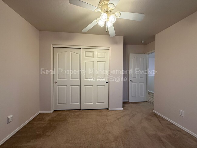 Building Photo - 9854 E Escondido Ave