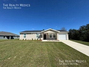 Building Photo - 16811 SW 43rd Court Rd