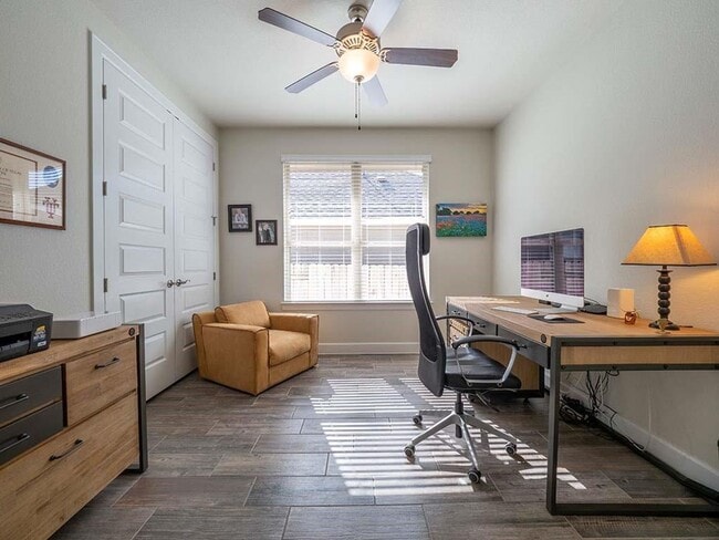 Building Photo - 14900 Via Del Corso Dr