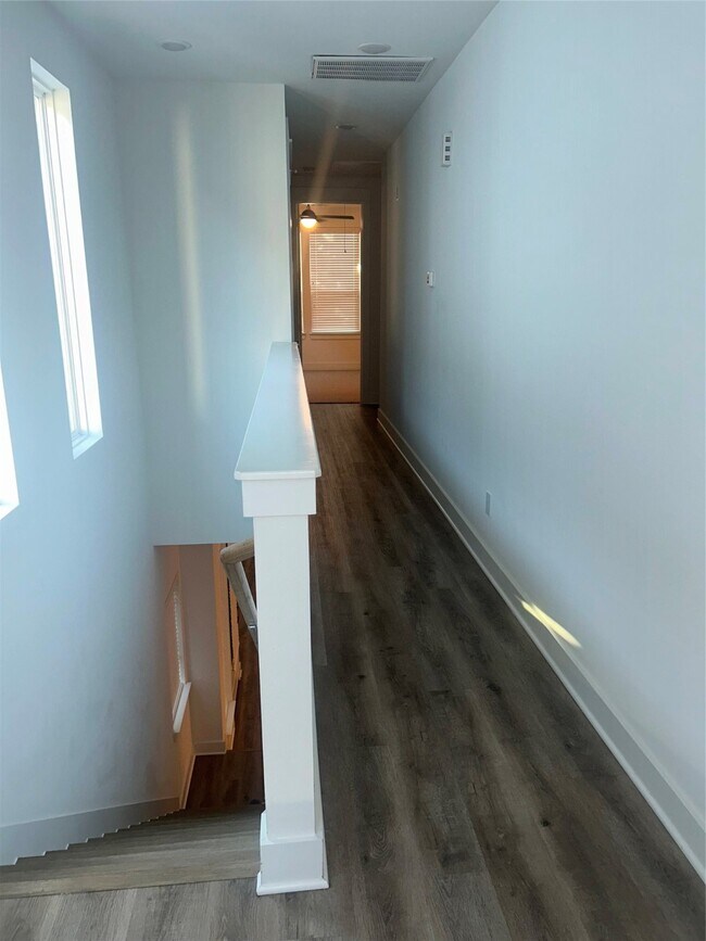 Building Photo - 4605 Lavatera St