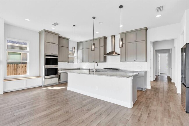 Building Photo - 278 Eclipse Dr