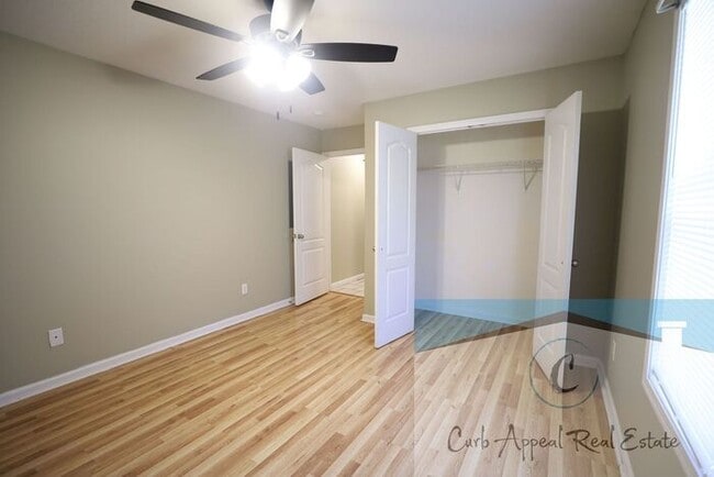 Building Photo - Utilities included!! Internet included!! Spacious 2 bed /2 full bath apt - includes washer/dryer