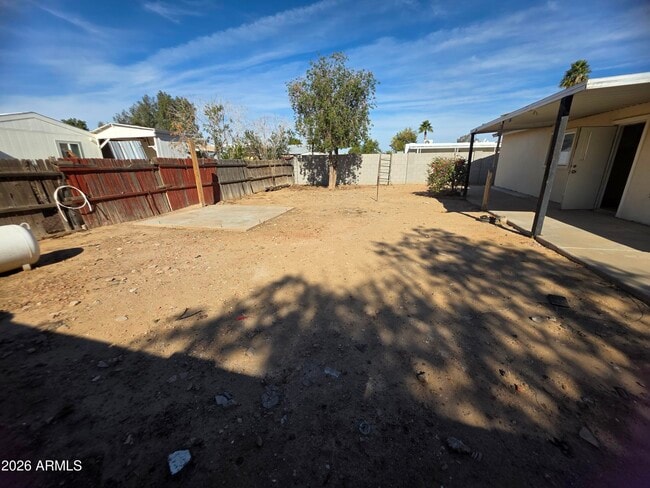 Building Photo - 1502 N 180th Dr