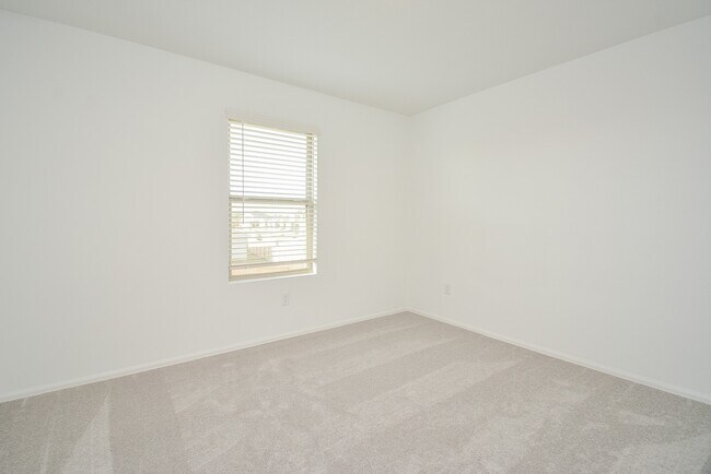 Building Photo - 26811 Urraca Dr