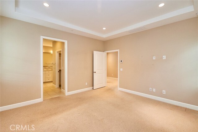 Building Photo - 54 Trotter