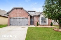 Building Photo - 2216 Spaulding Pl