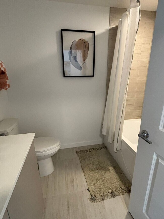 Building Photo - Beautiful and Brand New Apart in Millenia Park Orlando