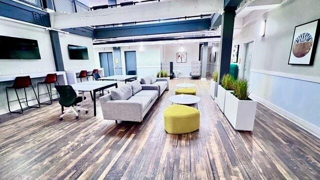 Building Photo - 160 Lafayette St