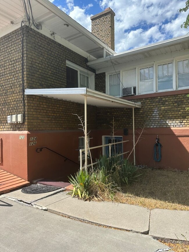 Building Photo - Provo City Center - 1 Bedroom Apartment