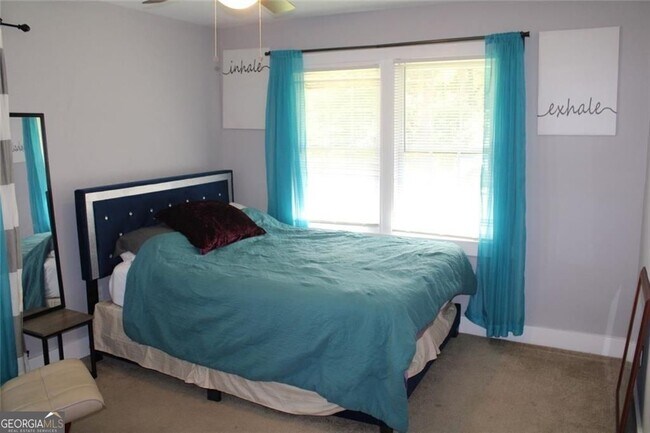 Building Photo - 4495 Kent Rd