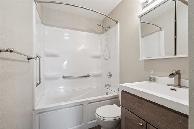 Building Photo - Beautifully Updated 3-Bedroom Home for Rent