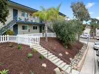 Building Photo - Spacious One Bedroom Apartment Near Vista Village!