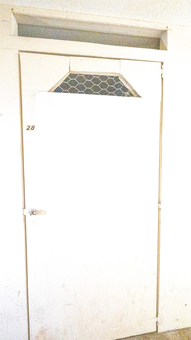 Building Photo - 2 Maple Ridge Dr