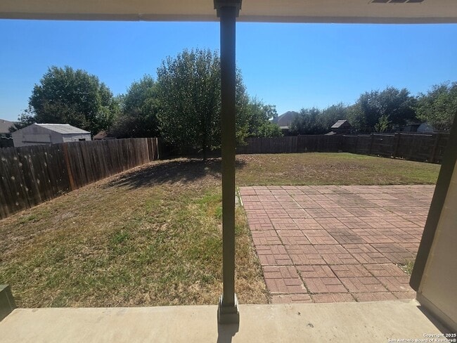 Building Photo - 154 Lake Washington Dr