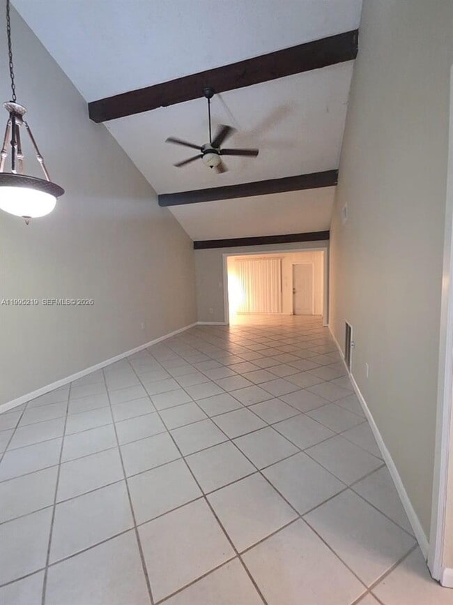 Building Photo - 1752 NW 74th Ave