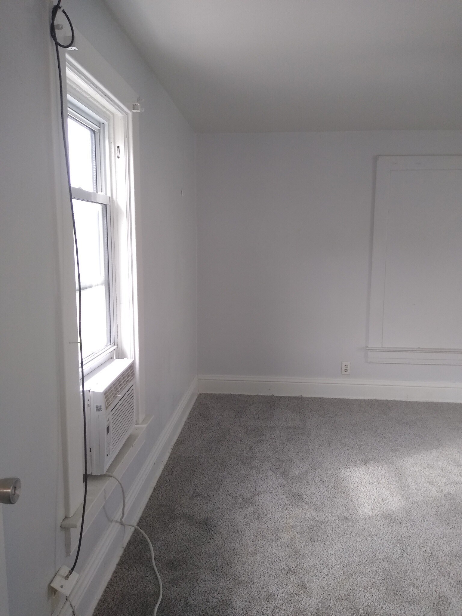 Building Photo - 517 4th St