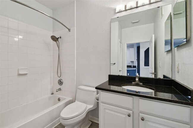 Building Photo - 5000 Culbreath Key Way