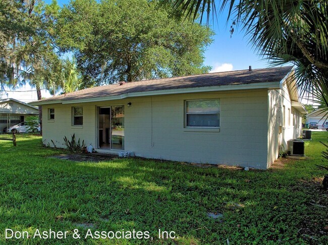 Building Photo - 2 br, 1 bath House - 760 E. Magnolia Avenue