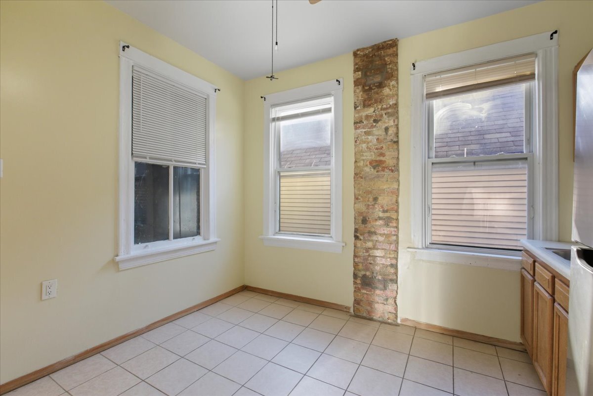 Building Photo - 3107 N Bernard St