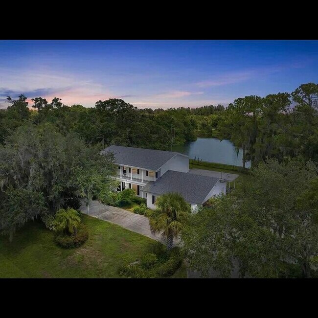 Primary Photo - 960 48th Ave