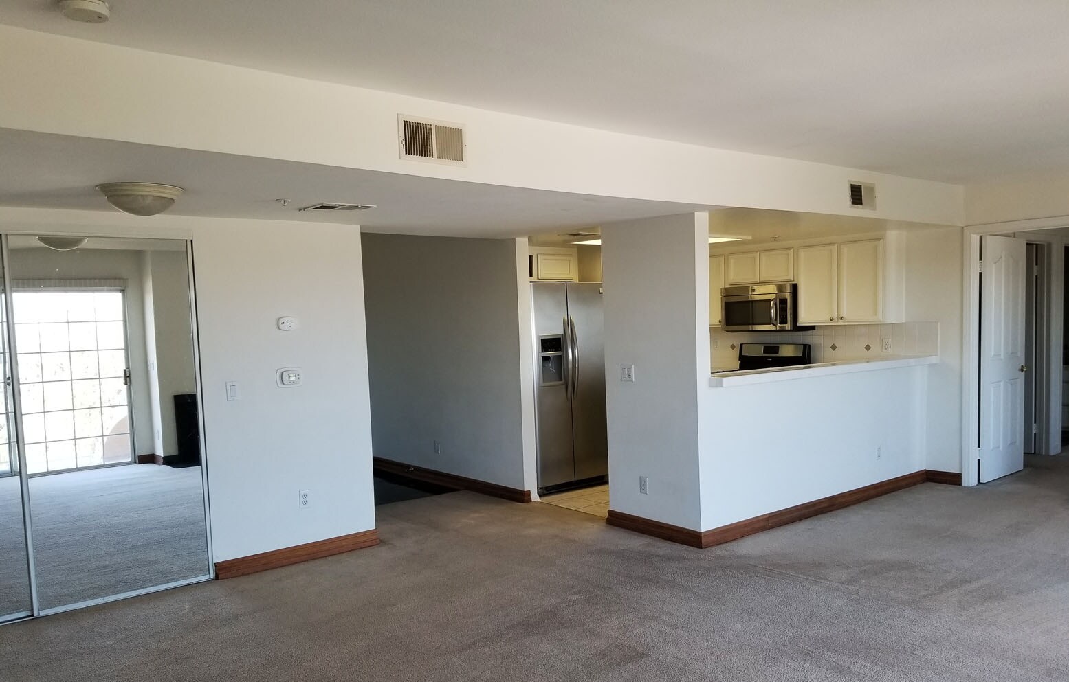 Building Photo - 4760 Templeton St