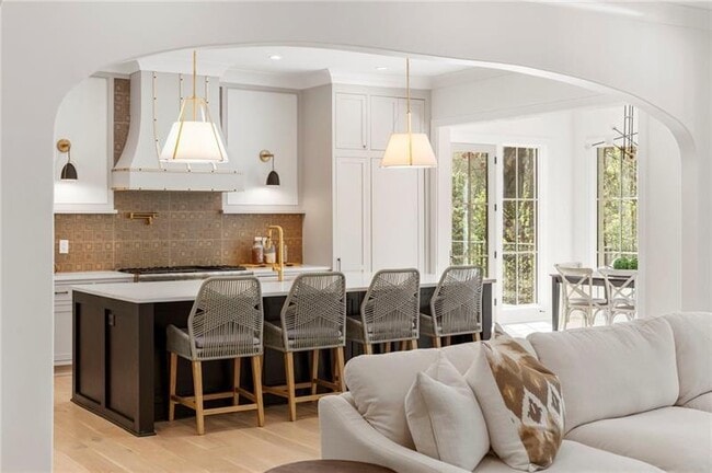 Building Photo - 1074 Moores Mill Rd NW