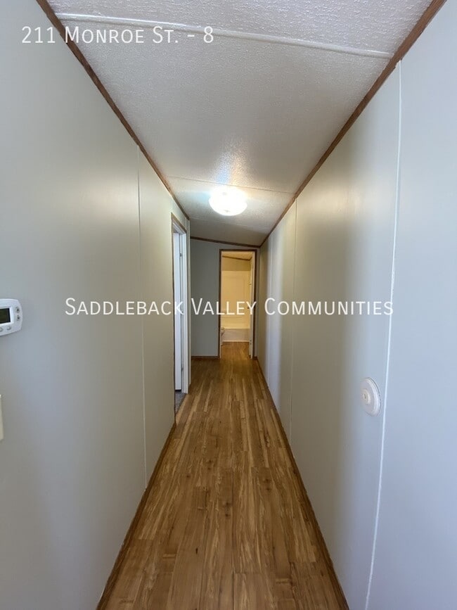 Building Photo - 211 Monroe St