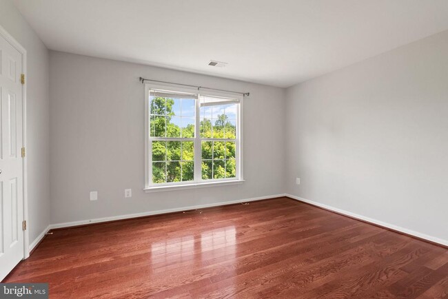 Building Photo - 12310 Houndwood Way