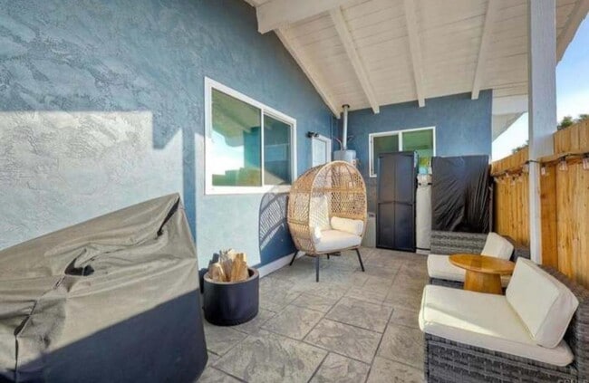 Building Photo - Renovated Chula Vista Studio - For Rent