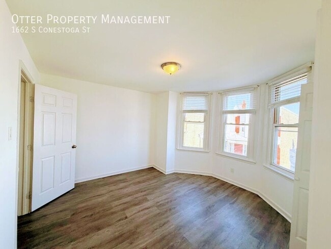 Building Photo - 1662 S Conestoga St