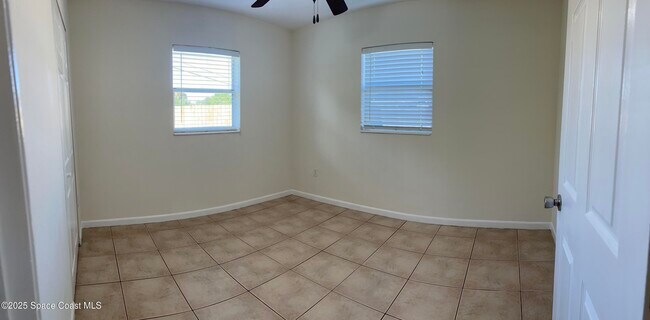 Building Photo - 4128 Duke St