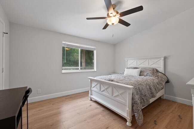 Building Photo - 3509 C Rd