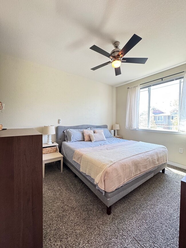 Building Photo - Beautiful 2 Bed/2 Bath Condo in Fort Collins