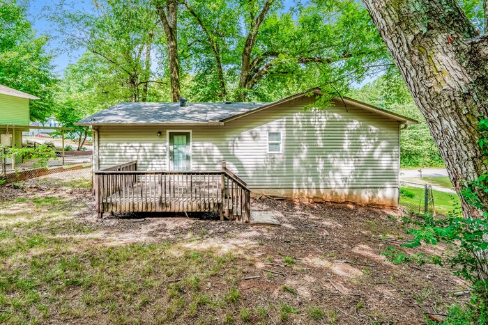 Building Photo - 5863 Brenda Dr