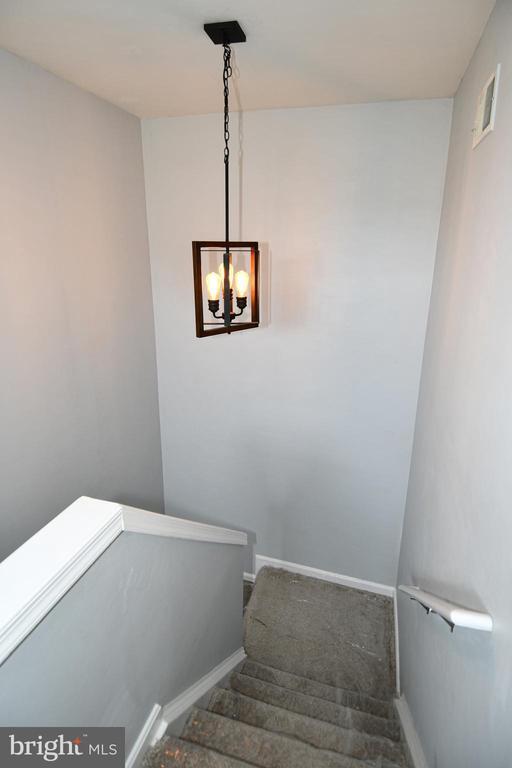 Building Photo - 46893 Eaton Terrace