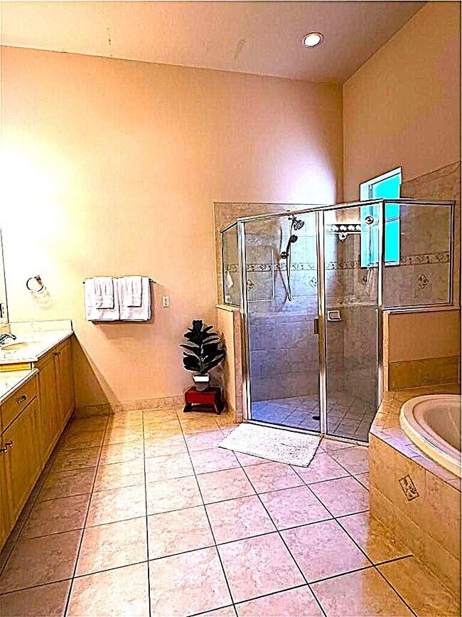 Building Photo - 3318 Burlington Pl SW