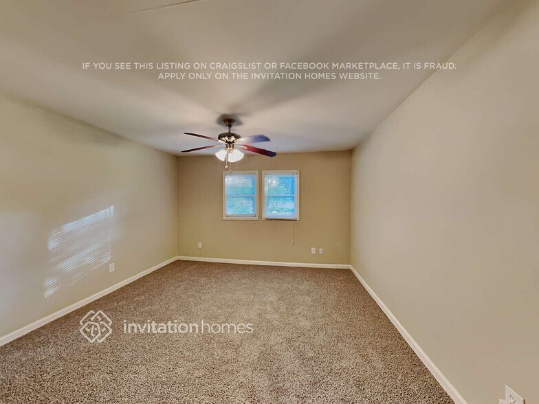 Building Photo - 812 Brighton Dr NW