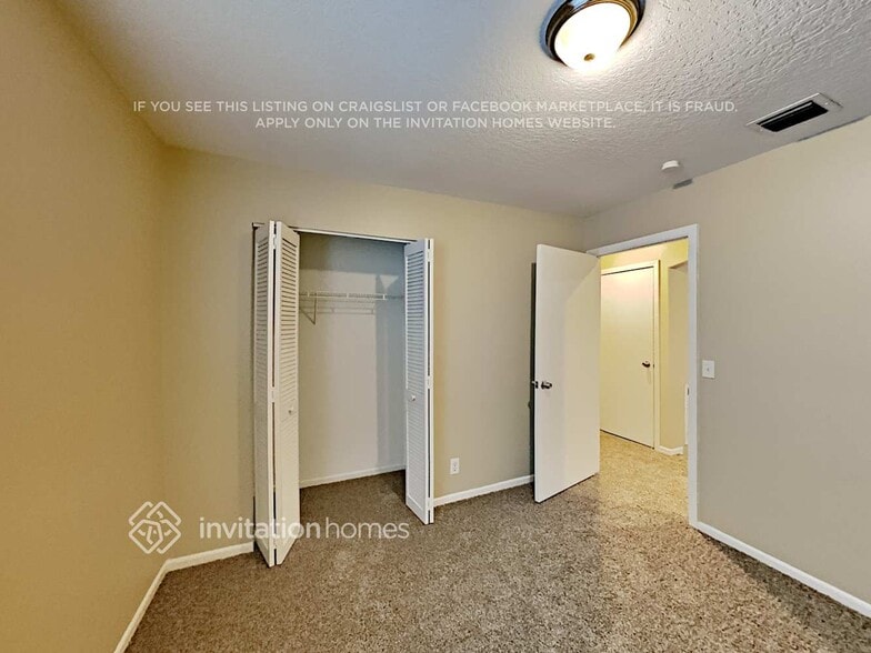 Building Photo - 3811 Jasmine Ln