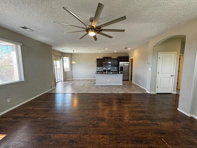 Building Photo - 8901 Eagle Hills Dr NW
