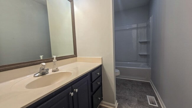 Building Photo - 5607 Whispering Pines Dr